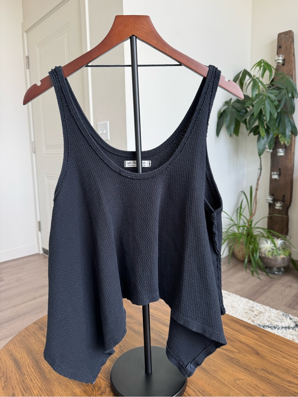 Free People Black Women's Textured Tank Top - Soft Sleeveless Swing Fit